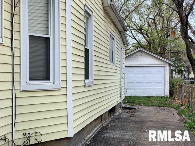 519 West Vine Street Springfield, IL 62704 - Photo 2 of 17 Gallery Image 2