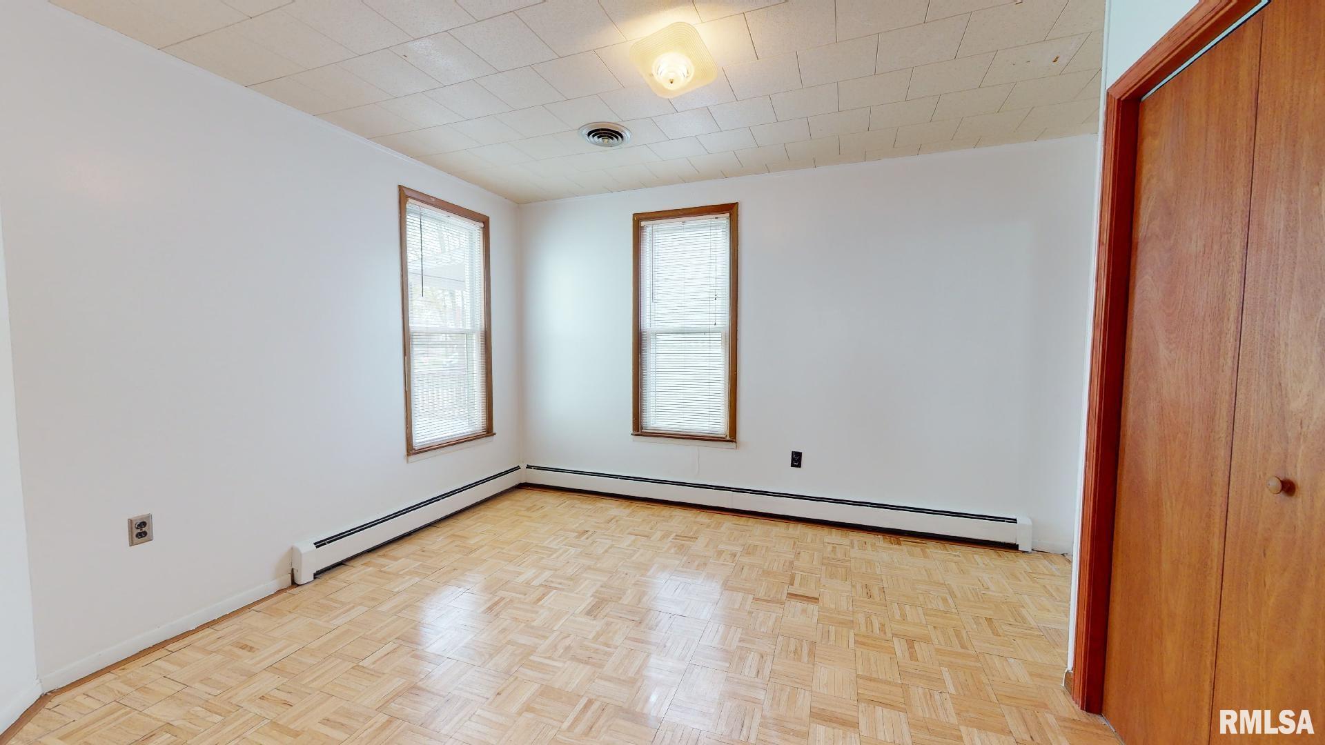 519 West Vine Street Springfield, IL 62704 - Photo 10 of 17 Gallery Image 10