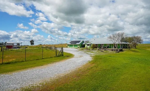 $999,999 | 37491 Verde Avenue, Madera, CA 93636