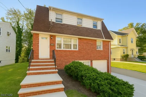 $2,200 | 11 Pilgrim Court, Bloomfield, NJ 07003