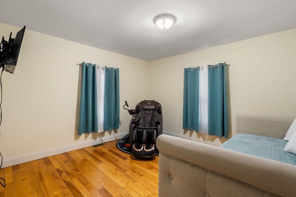 61 East Brimfield Road Holland, MA 01521 - Photo 14 of 29