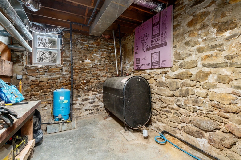 61 East Brimfield Road Holland, MA 01521 - Photo 23 of 29