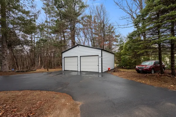 $510,000 | 61 East Brimfield Road, Holland, MA 01521