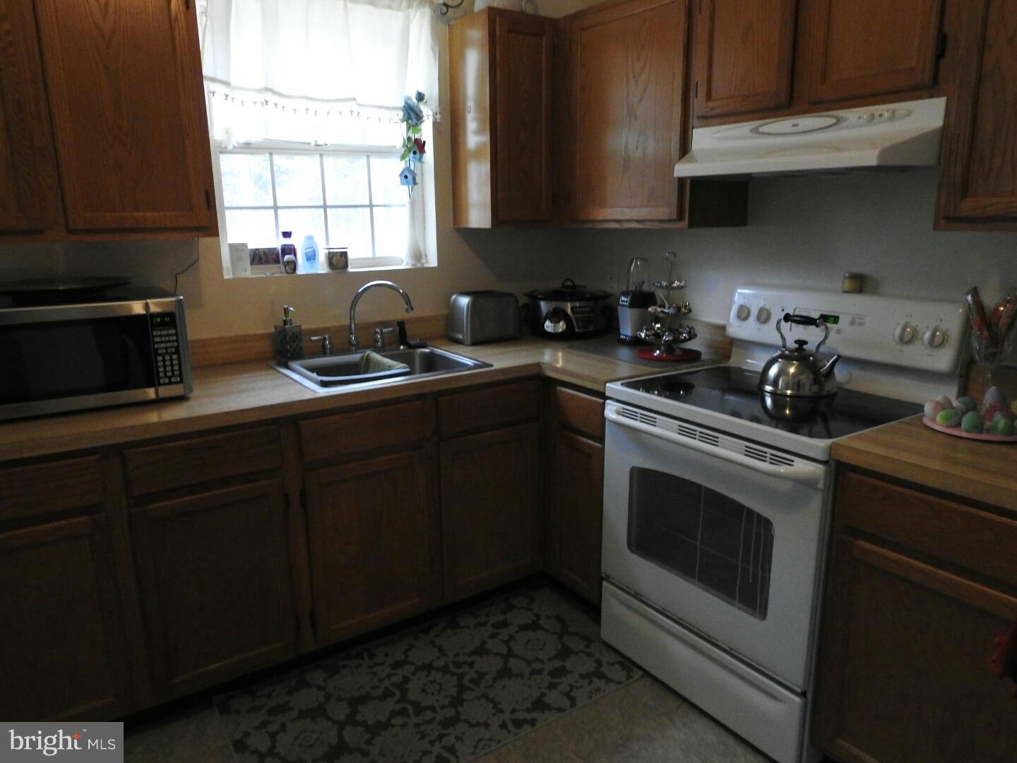 4216 St Leonard Road St. Leonard, MD 20685 - Photo 5 of 18 Kitchen