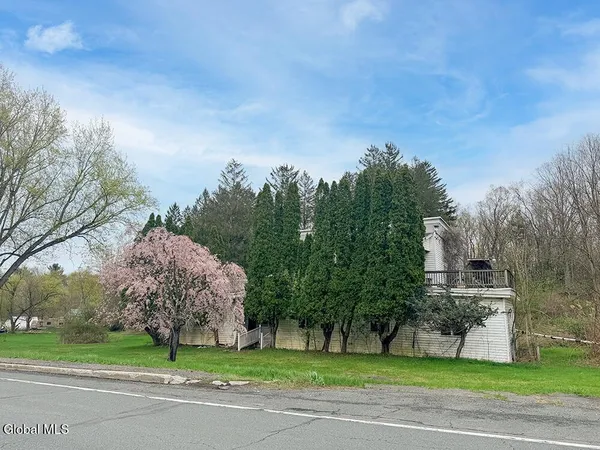 $109,000 | 1136 River Road, Bethlehem, NY 12158
