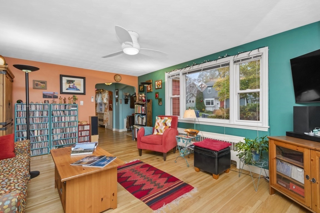 12 Arborview Road Boston, MA 02130 - Photo 4 of 42