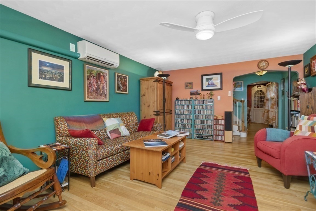 12 Arborview Road Boston, MA 02130 - Photo 5 of 42