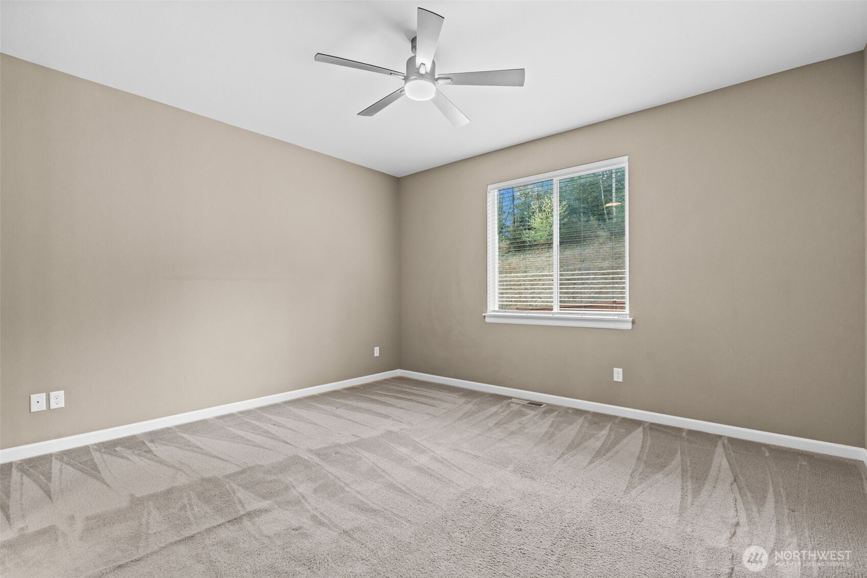 9852 Prospect Place Gig Harbor, WA 98332 - Photo 15 of 38