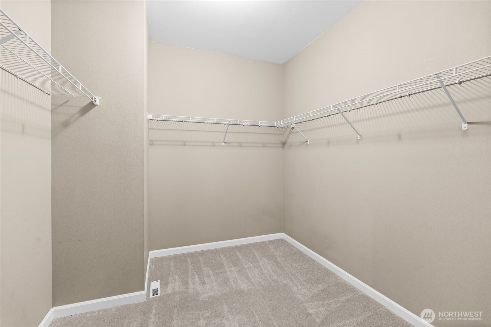 9852 Prospect Place Gig Harbor, WA 98332 - Photo 16 of 33