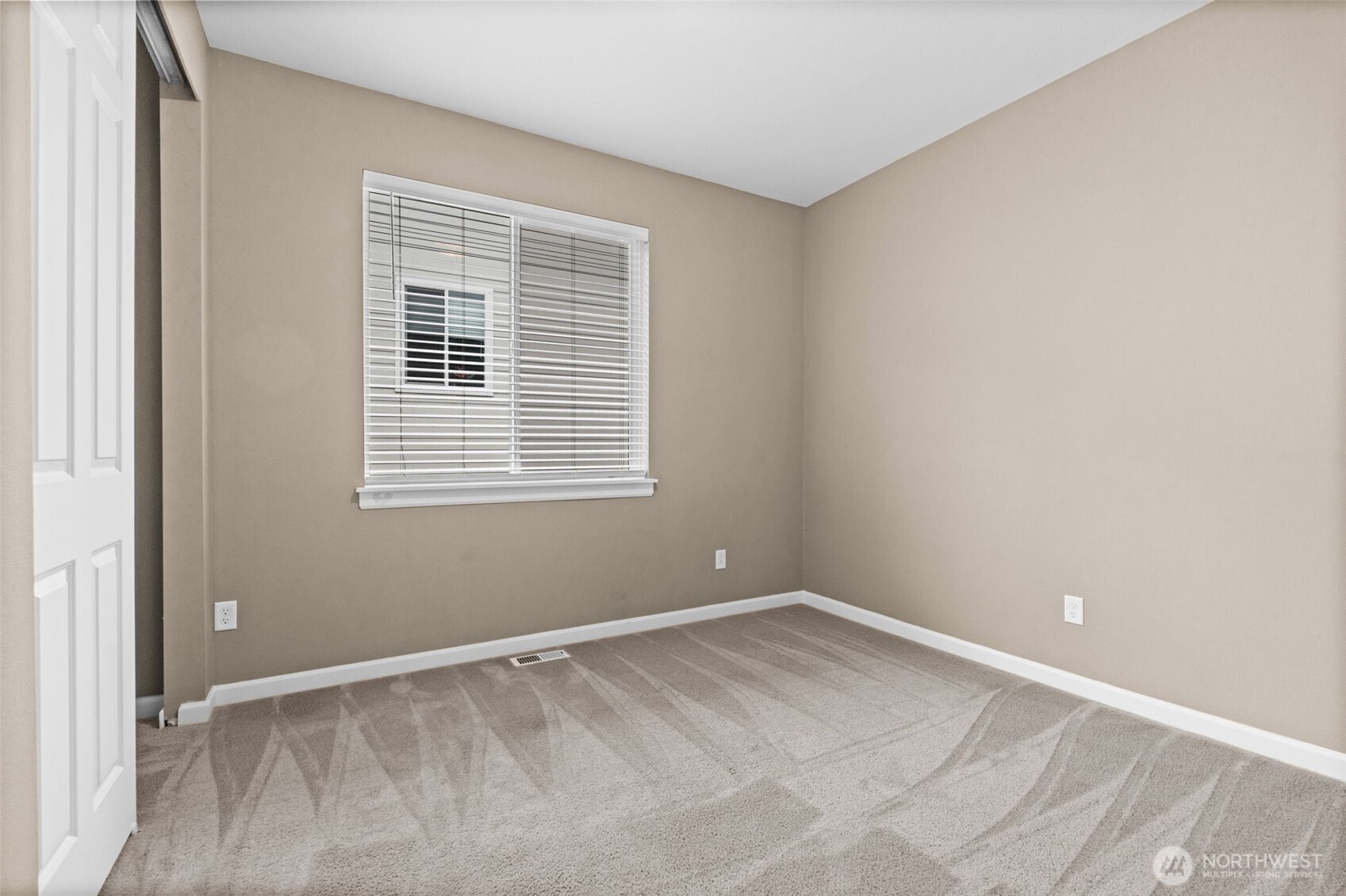 9852 Prospect Place Gig Harbor, WA 98332 - Photo 21 of 38