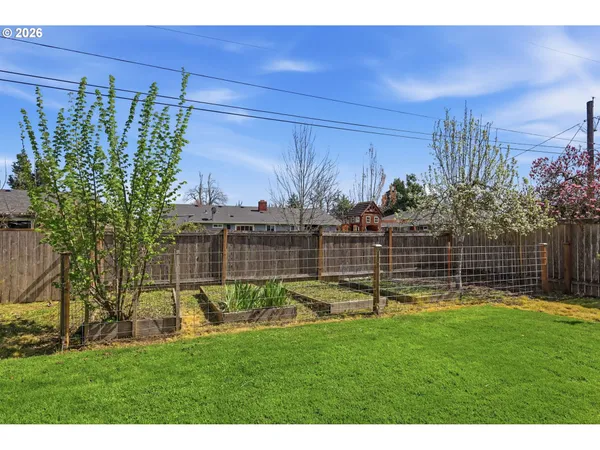 $419,000 | 1789 Lawnridge Avenue, Springfield, OR 97477