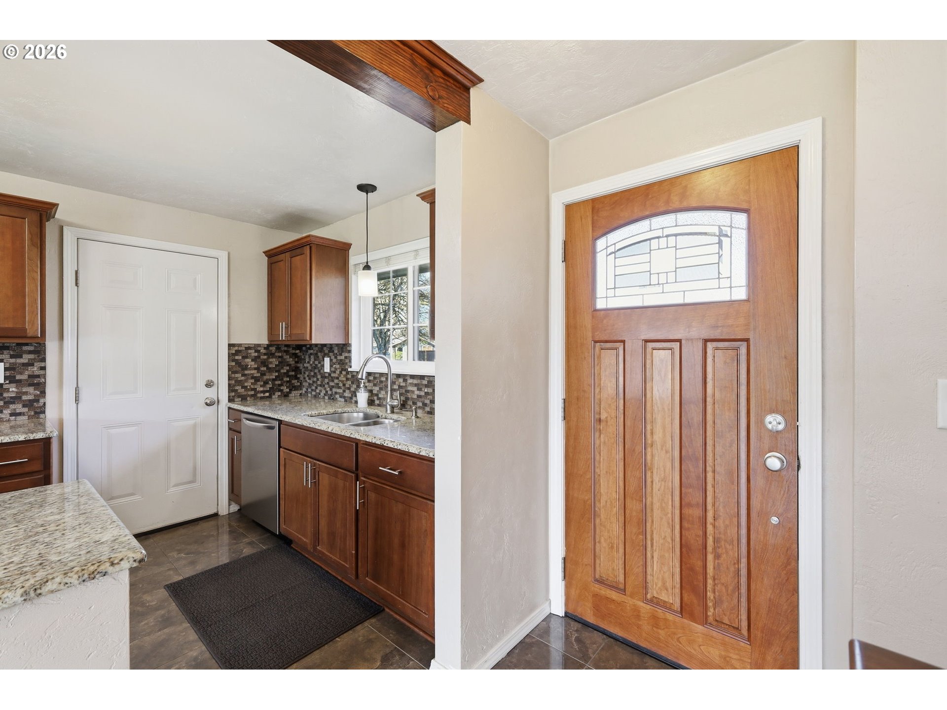 1789 Lawnridge Avenue Springfield, OR 97477 - Photo 4 of 41