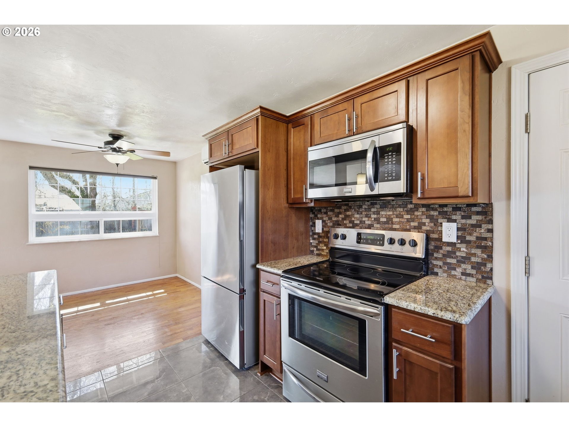 1789 Lawnridge Avenue Springfield, OR 97477 - Photo 9 of 41