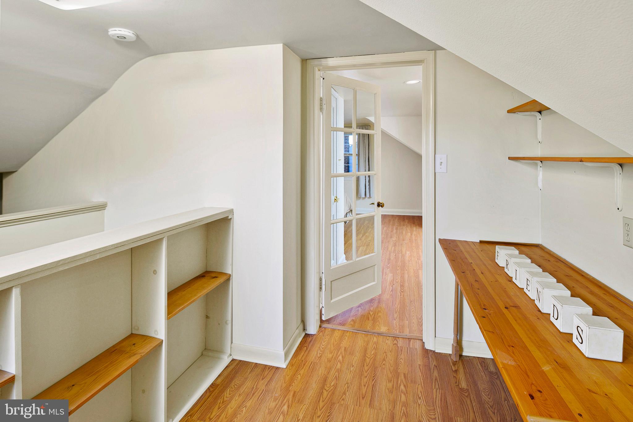 210 Homewood Road Linthicum Heights, MD 21090 - Photo 19 of 33 Upper Landing (alt view)