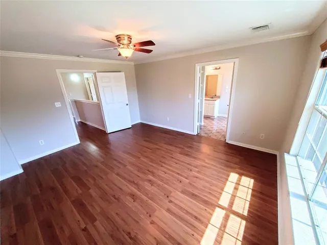 $2,000 | 6007 Shelbourne Park Lane, Houston, TX 77084