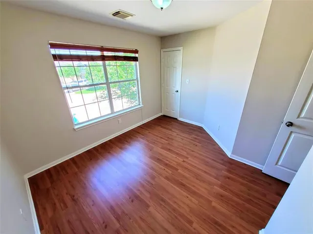 $2,000 | 6007 Shelbourne Park Lane, Houston, TX 77084