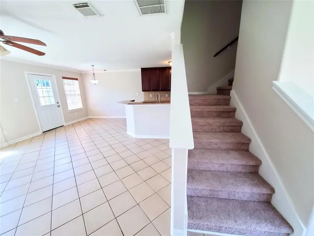 $2,000 | 6007 Shelbourne Park Lane, Houston, TX 77084