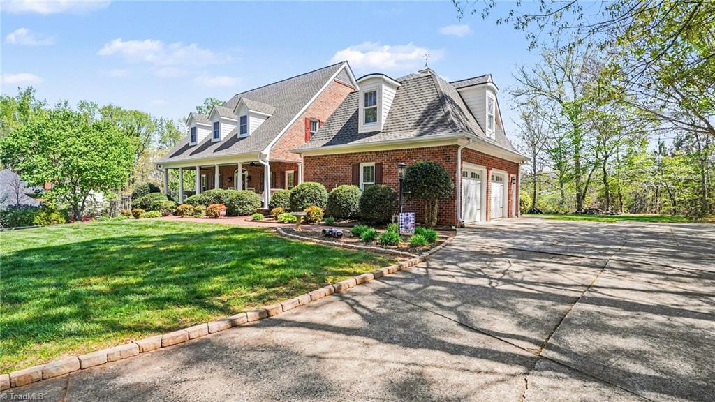 8200 Styers Ferry Road Clemmons, NC 27012 - Photo 2 of 39 Gallery Image 2