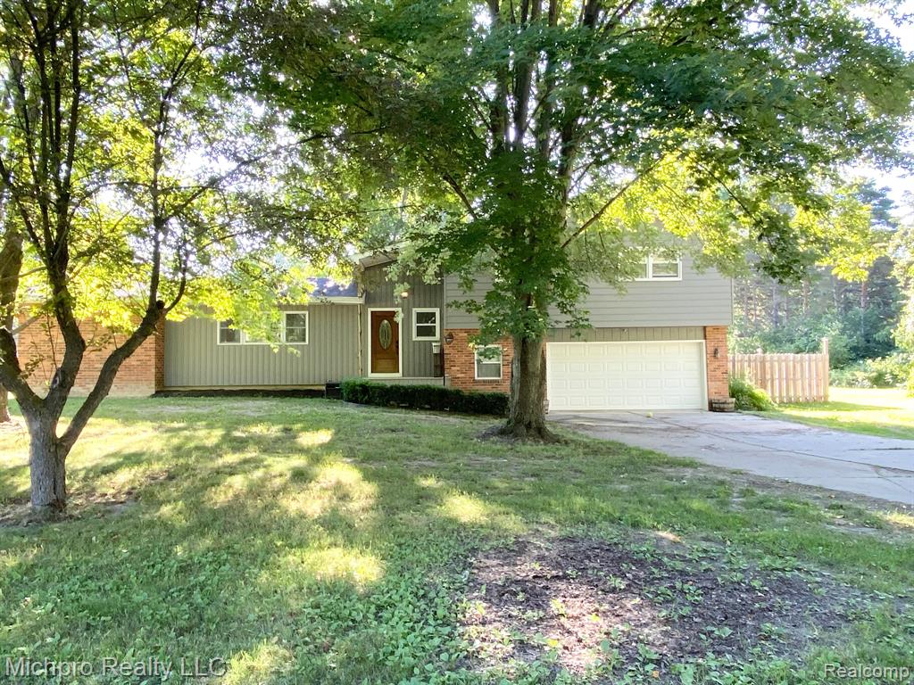 2110 Farnsworth Road Lapeer, MI 48446 - Photo 4 of 51