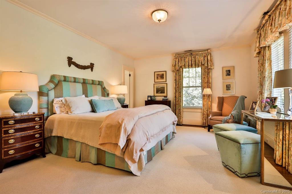 1724 Brandon Road Charlotte, NC 28207 - Photo 14 of 24 Gallery Image 14