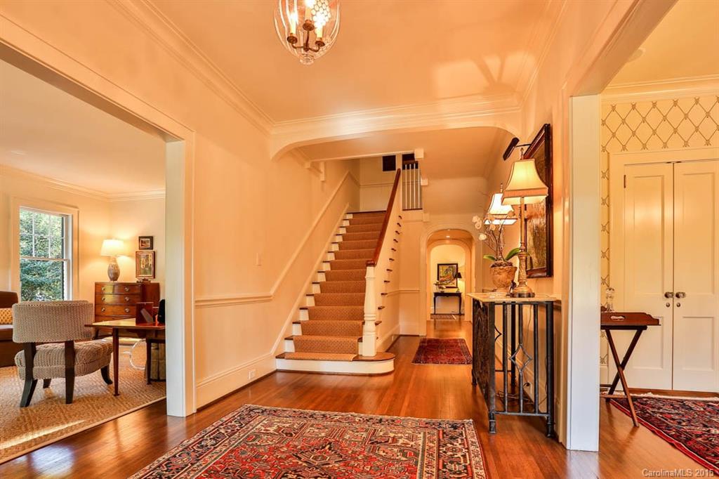 1724 Brandon Road Charlotte, NC 28207 - Photo 3 of 24 Gallery Image 3