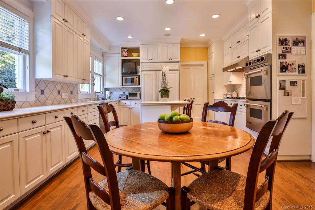 1724 Brandon Road Charlotte, NC 28207 - Photo 9 of 24 Gallery Image 9