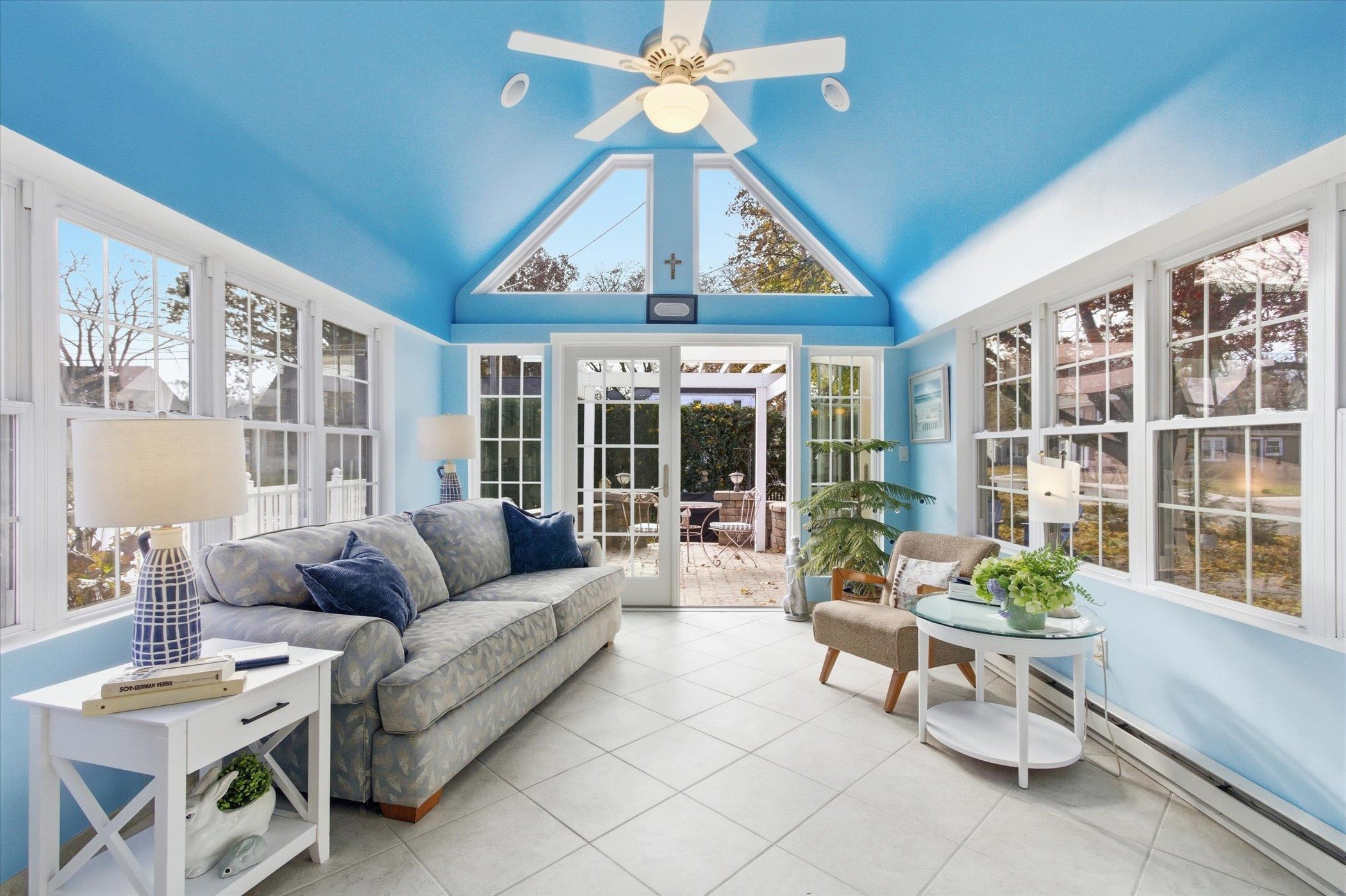 1408 Ave D Sterling, IL 61081 - Photo 29 of 56 a living room with furniture and a large window