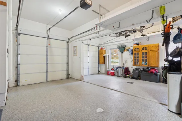 $299,900 | 1408 Ave D, Sterling, IL 61081