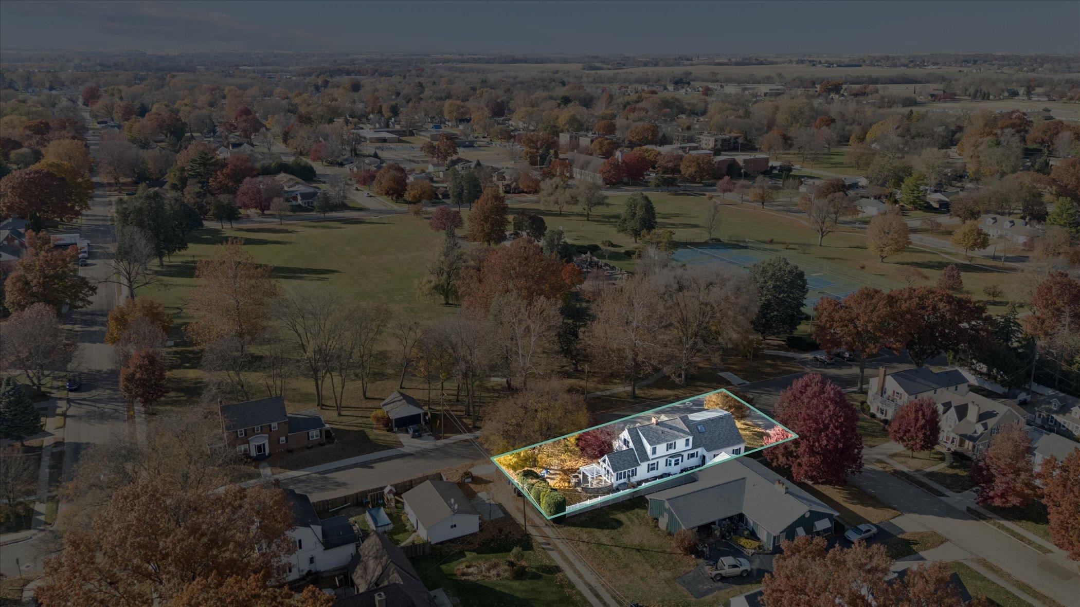 1408 Ave D Sterling, IL 61081 - Photo 8 of 56 an aerial view of a house with a yard