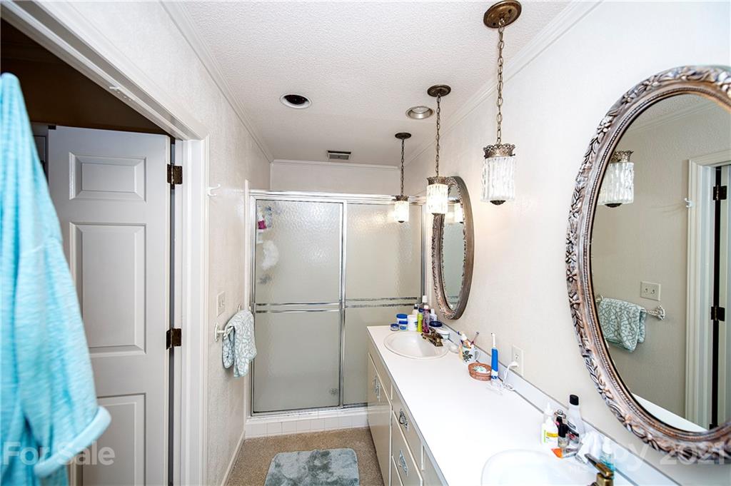 44 Sunrise Point Road Lake Wylie, SC 29710 - Photo 23 of 46 Gallery Image 23