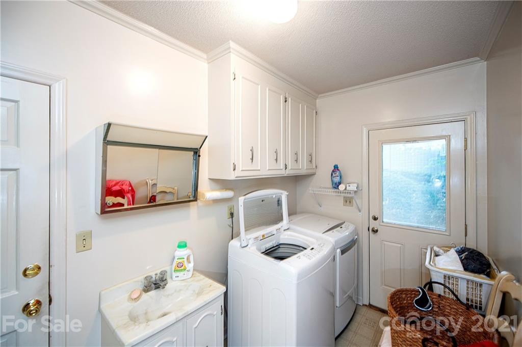 44 Sunrise Point Road Lake Wylie, SC 29710 - Photo 27 of 46 Gallery Image 27