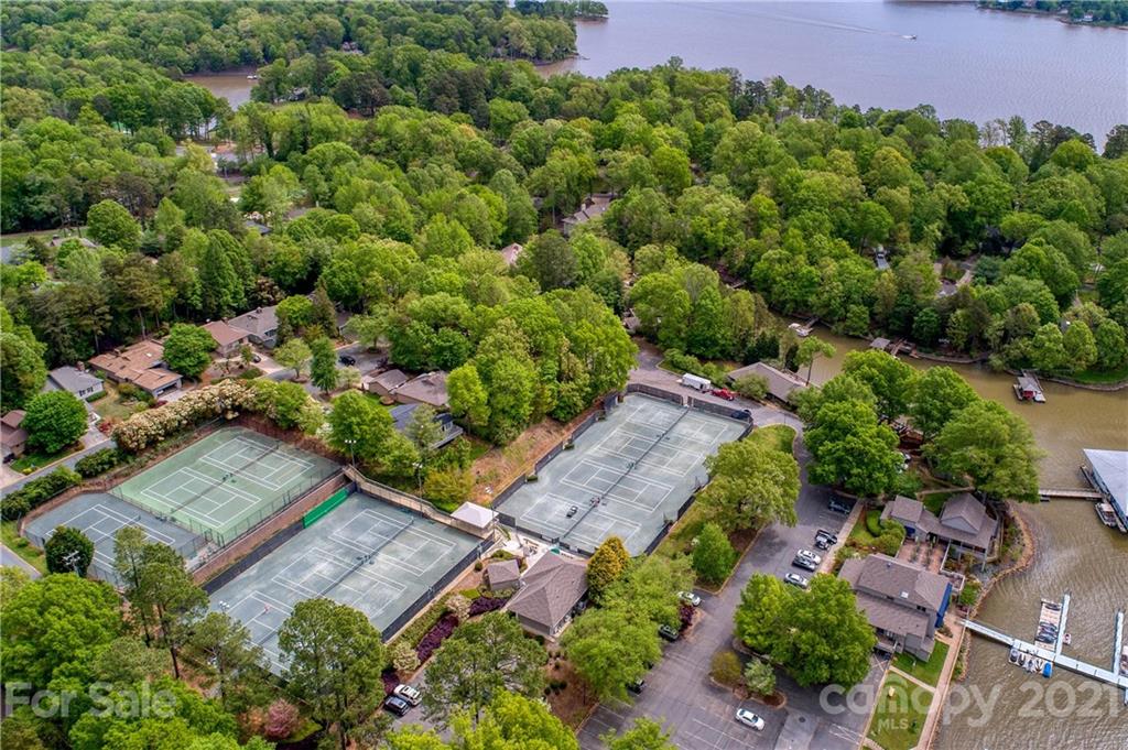 44 Sunrise Point Road Lake Wylie, SC 29710 - Photo 35 of 46 Gallery Image 35