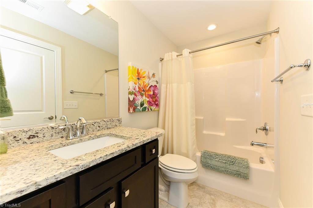 2024 Welden Ridge Road Kernersville, NC 27284 - Photo 22 of 28 Second floor full bath