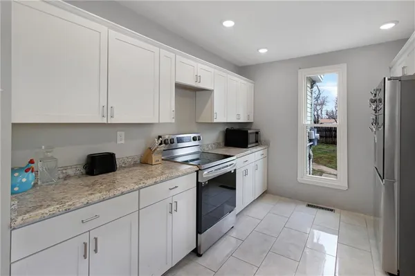 $148,000 | 1710 Morgan Avenue, Parsons, KS 67357