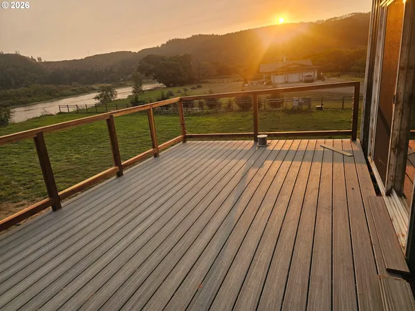 $799,000 | 95452 North Bank Rogue River Road, Gold Beach, OR 97444