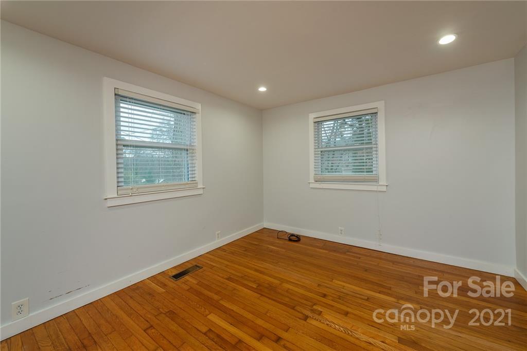 111 Pershing Road, Unit 96 97 Asheville, NC 28805 - Photo 18 of 45 Gallery Image 18