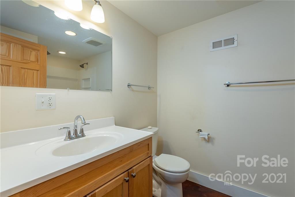 111 Pershing Road, Unit 96 97 Asheville, NC 28805 - Photo 27 of 45 Gallery Image 27