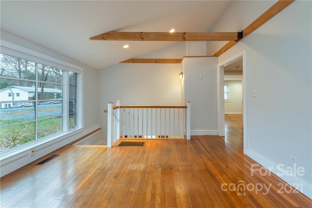 111 Pershing Road, Unit 96 97 Asheville, NC 28805 - Photo 9 of 45 Gallery Image 9