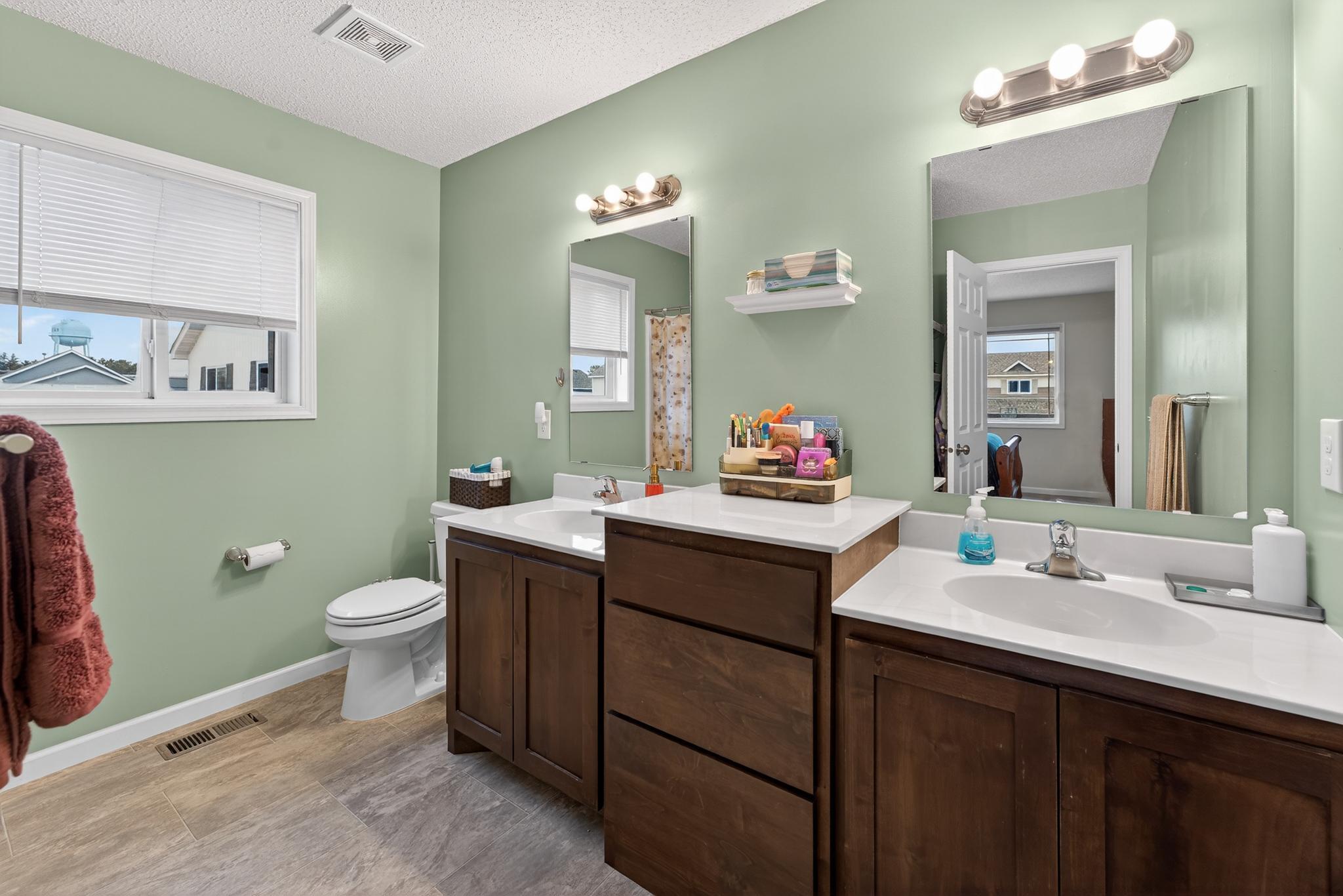 406 Cardinal Street Mora, MN 55051 - Photo 15 of 28