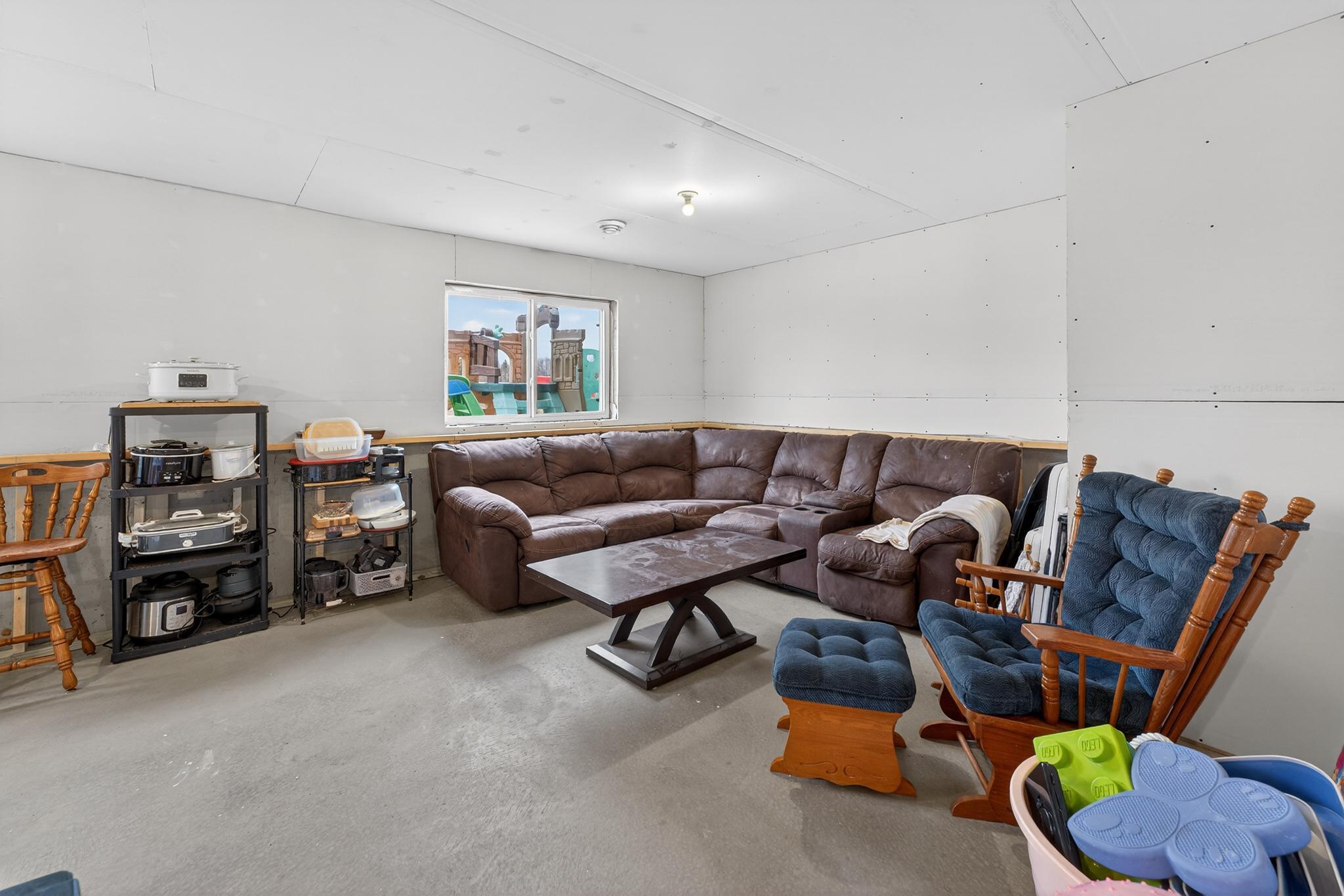 406 Cardinal Street Mora, MN 55051 - Photo 18 of 28