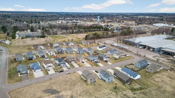 $282,900 | 406 Cardinal Street, Mora, MN 55051