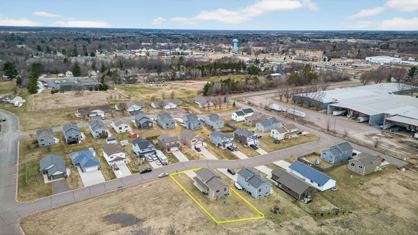 $282,900 | 406 Cardinal Street, Mora, MN 55051