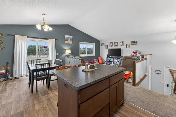 $282,900 | 406 Cardinal Street, Mora, MN 55051