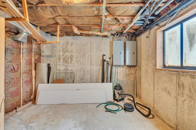 $419,000 | 1633 Millwood Drive, Salem, VA 24153