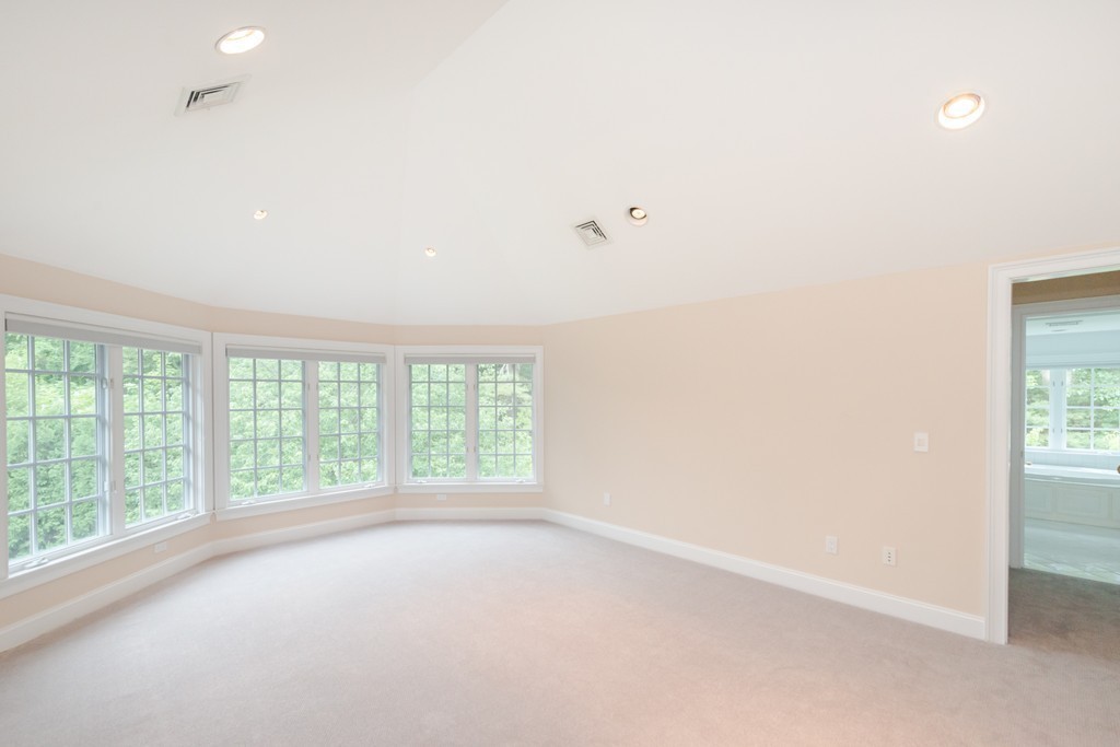 29 Peakham Road Sudbury, MA 01776 - Photo 8 of 20 Gallery Image 8