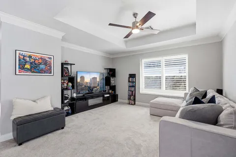 $724,900 | 5000 Mission Oaks Boulevard, Unit 30, Austin, TX 78735