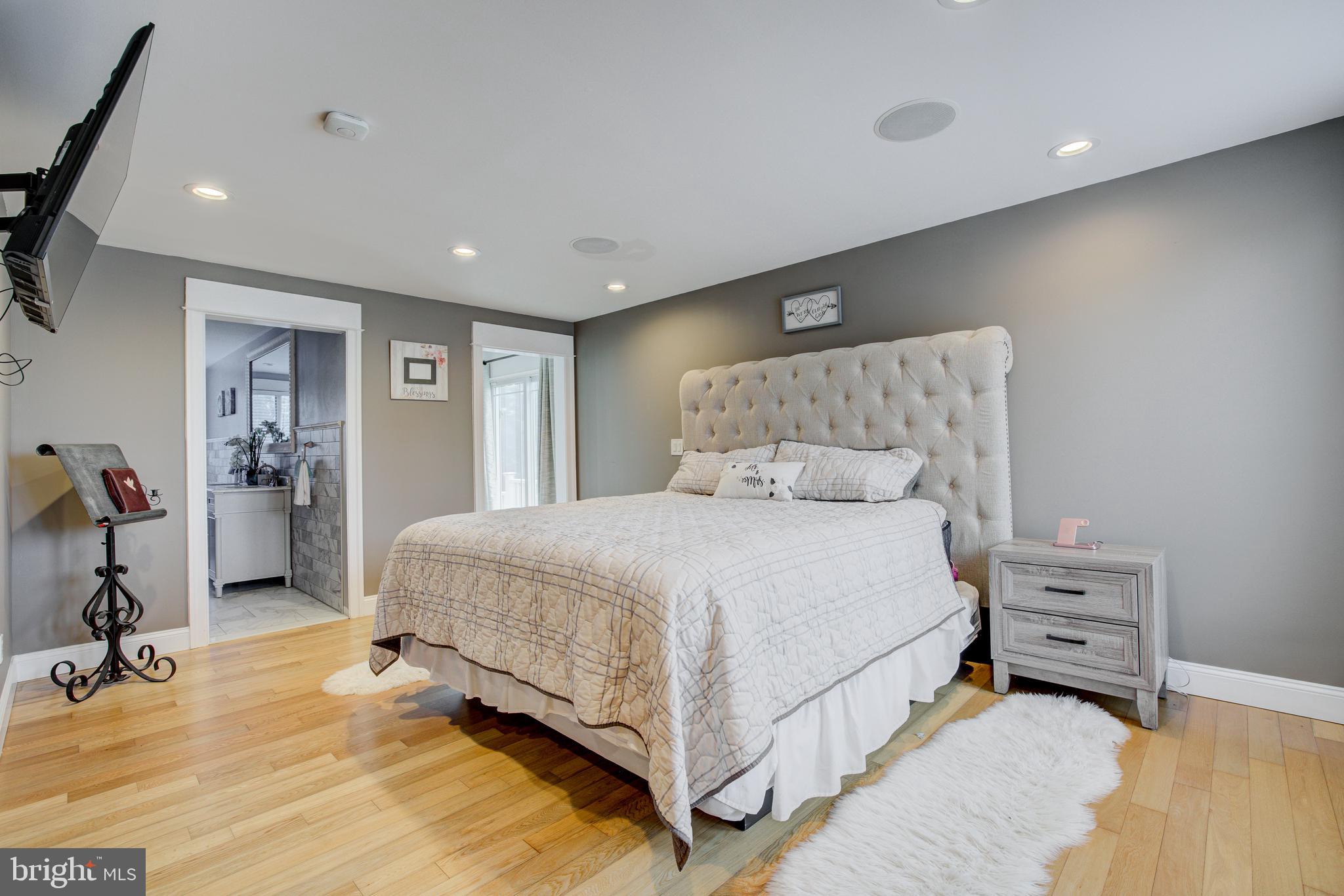 56 Fort Mott Road Pennsville, NJ 08070 - Photo 23 of 43 owner's suite