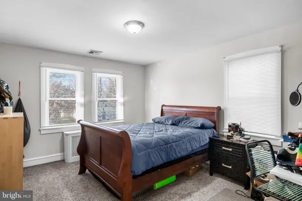 $750,000 | 252 Rhoads Avenue, Haddonfield, NJ 08033