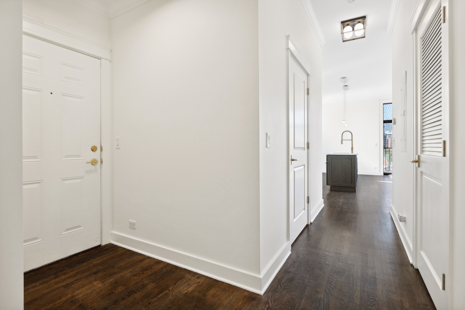 6 North May Street, Unit 4SE Chicago, IL 60607 - Photo 20 of 29 Gallery Image 20