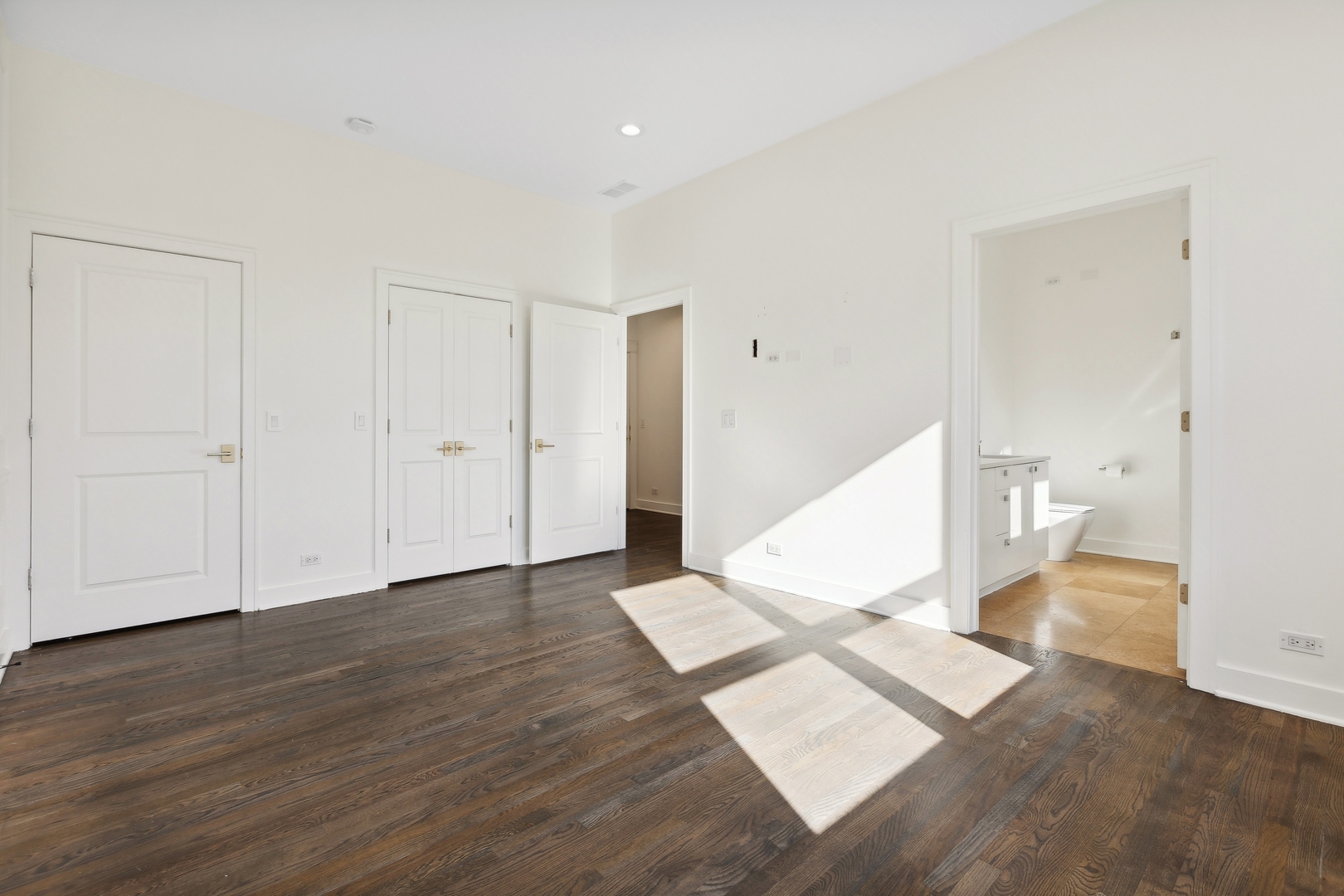 6 North May Street, Unit 4SE Chicago, IL 60607 - Photo 23 of 29 Gallery Image 23